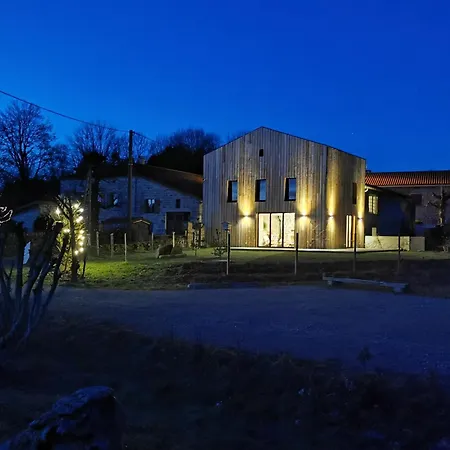 Frühstückspension La Maison Longue Chave Et Table D'hotes Haute Loire Tourisme Durable Raucoules